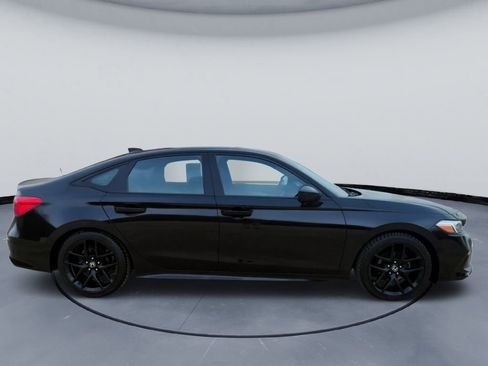 Used 2023 Honda Civic Sport image 1