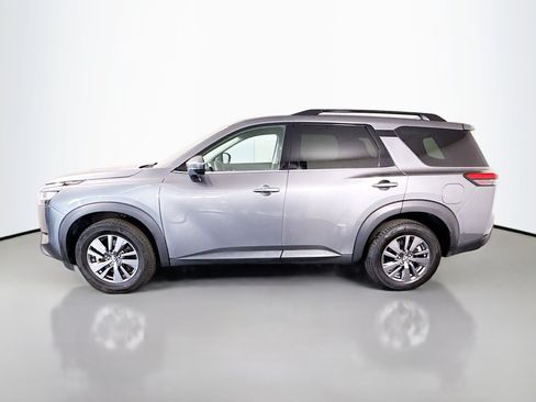 Used 2022 Nissan Pathfinder SV FWD image 6