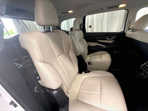 Used 2023 Subaru Ascent Limited AWD/4WD image 16