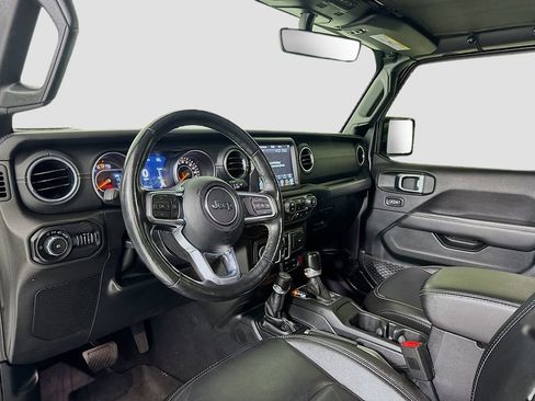 Used 2020 Jeep Wrangler Unlimited Sahara w/ Uconnect 4C Nav & Sound Group image 7