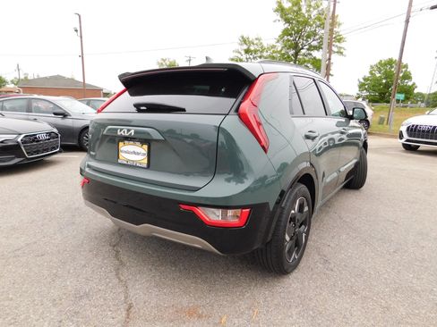 Used 2023 Kia Niro Wind FWD image 5
