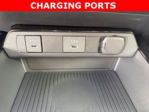 New 2026 Toyota Prius LE image 5