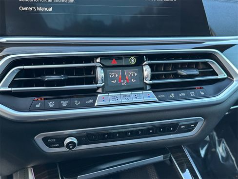 Used 2021 BMW X5 xDrive40i w/ Convenience Package image 30