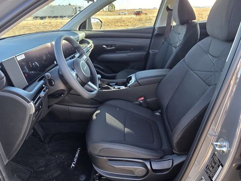 New 2026 Hyundai Tucson SE image 11