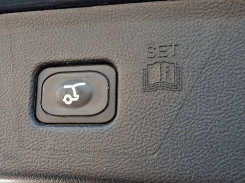 Used 2022 Ford Edge SEL w/ Sport Appearance Package image 30