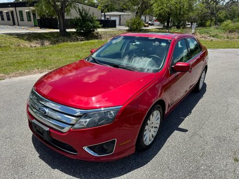 Used 2012 Ford Fusion Hybrid FWD image 9