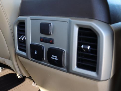 Used 2018 Ford F150 Lariat w/ Equipment Group 502A Luxury image 36