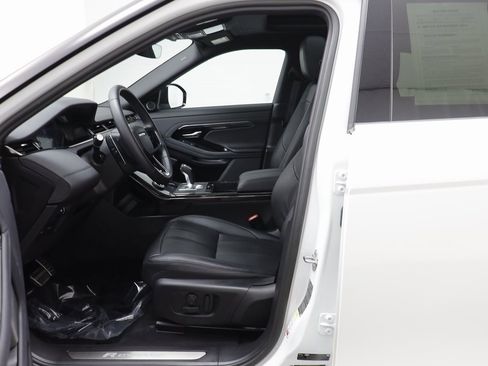 Used 2023 Land Rover Range Rover Evoque R-Dynamic SE image 5