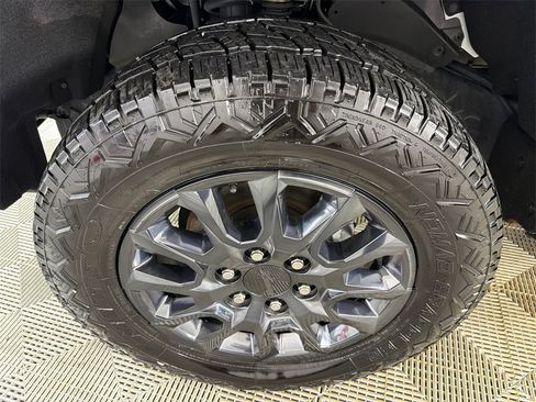 Used 2024 Toyota Tacoma SR5 image 11