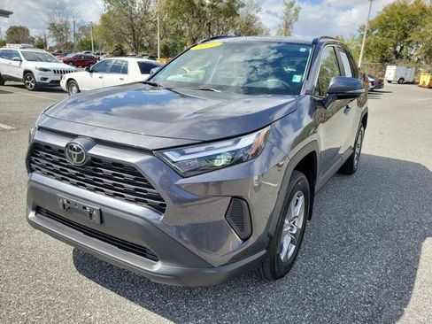 Used 2022 Toyota RAV4 XLE w/ Convenience Package image 14