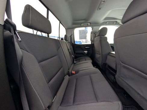 Used 2018 Chevrolet Silverado 1500 LT w/ All Star Edition image 40