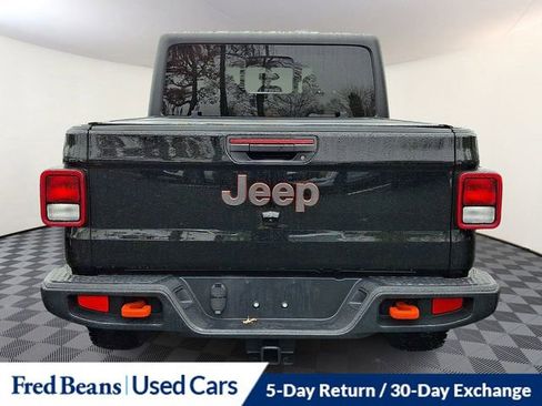 Used 2022 Jeep Gladiator Mojave w/ Cold Weather Group image 5