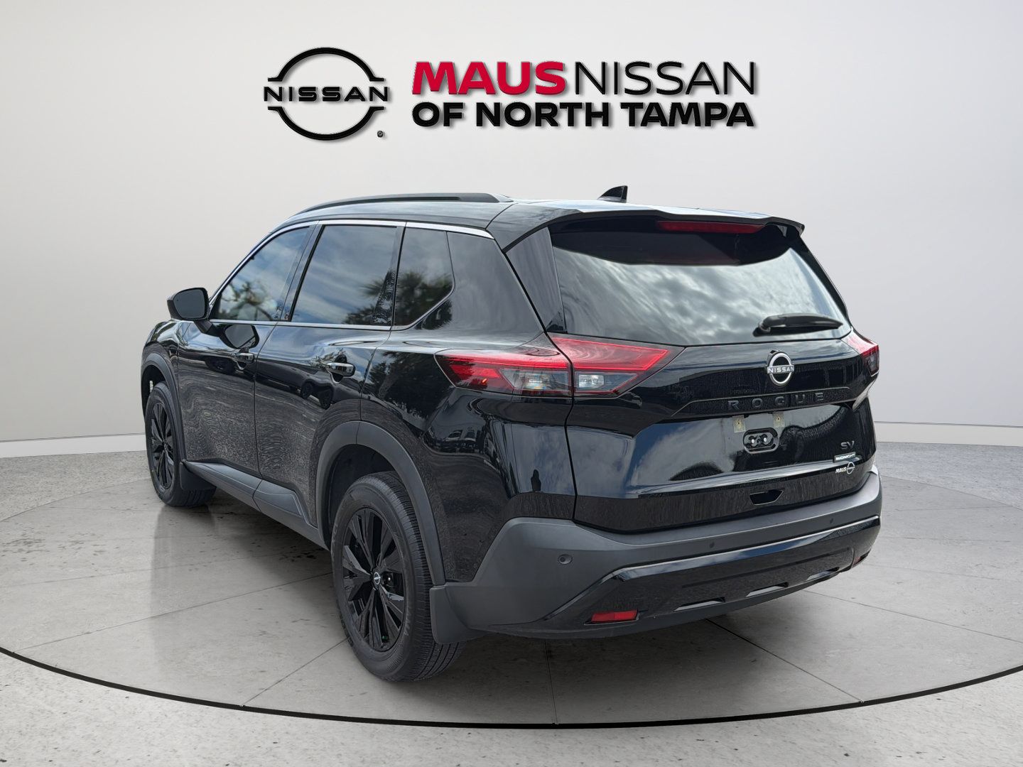 Used 2023 Nissan Rogue SV w/ SV Premium B Package FWD image 8