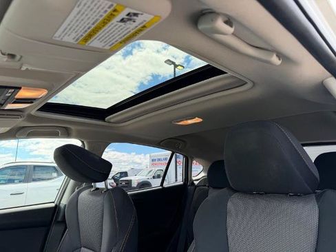 Used 2020 Subaru Crosstrek 2.0i Premium w/ Moonroof Package 2 AWD/4WD image 5