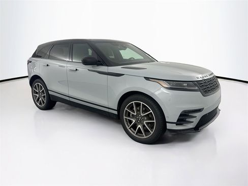 New 2026 Land Rover Range Rover Velar Dynamic SE image 3