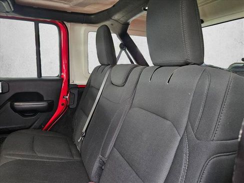 Used 2019 Jeep Wrangler Unlimited Sport S AWD/4WD image 20