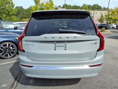 New 2026 Volvo XC90 B6 Plus w/ Protection Package Premier image 4
