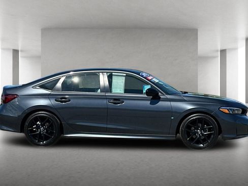 Certified 2025 Honda Civic Sport image 3