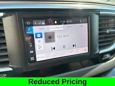 Used 2024 Chrysler Voyager LX FWD image 21