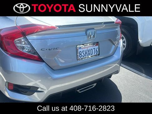 Used 2020 Honda Civic Sport image 2