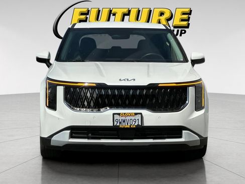 Used 2026 Kia Carnival LXS FWD image 9