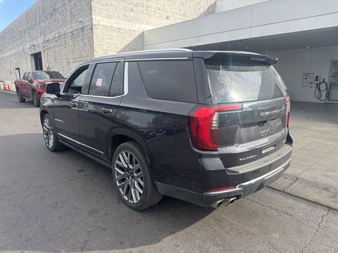 Certified 2025 GMC Yukon Denali Ultimate image 5