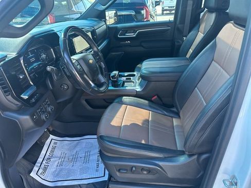 Used 2024 Chevrolet Silverado 1500 High Country image 13
