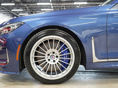 Used 2022 BMW ALPINA B7 xDrive w/ Luxury Rear Seating Package AWD/4WD image 33