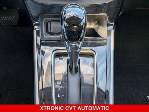 Used 2016 Nissan Sentra SL FWD image 29