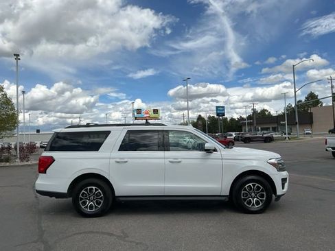 Used 2024 Ford Expedition Max XLT AWD/4WD image 2