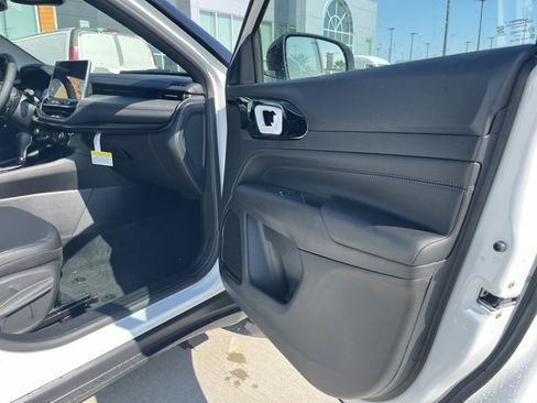 New 2026 Jeep Compass Limited image 19