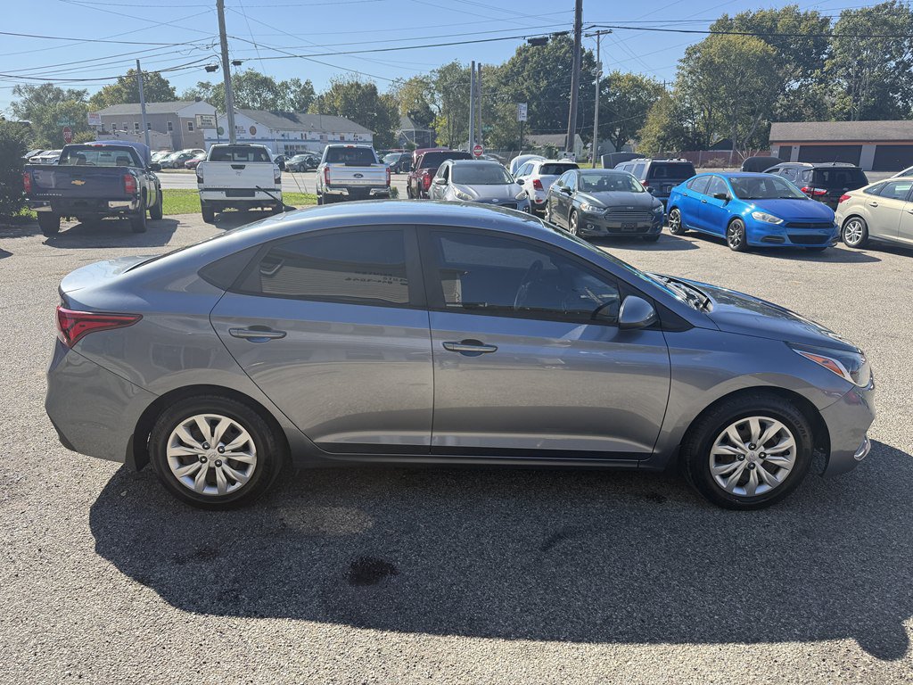 Used 2018 Hyundai Accent SE FWD image 6