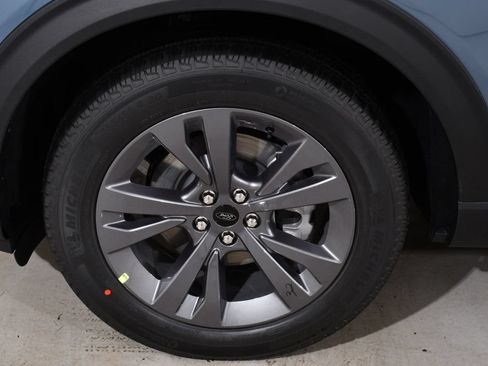 New 2026 Ford Explorer Active w/ Active Comfort Package AWD/4WD image 25