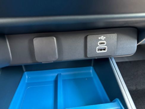 New 2025 Ford Maverick XLT w/ XLT Luxury Package image 26