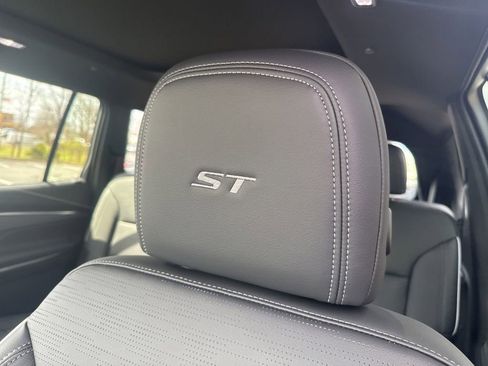 New 2026 Buick Enclave Sport Touring w/ Power Package image 71