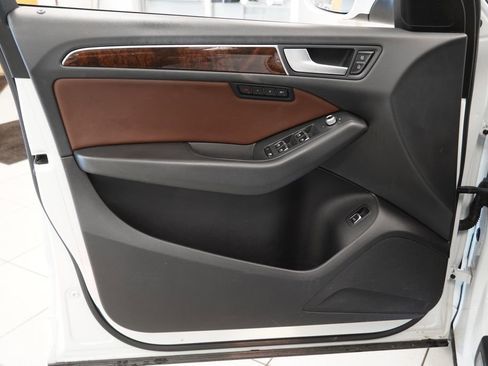 Used 2015 Audi Q5 2.0T Premium Plus w/ Technology Package image 18