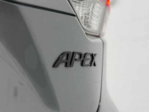 Used 2022 Toyota Corolla SE w/ Carpet Mat Package (TMS) image 12