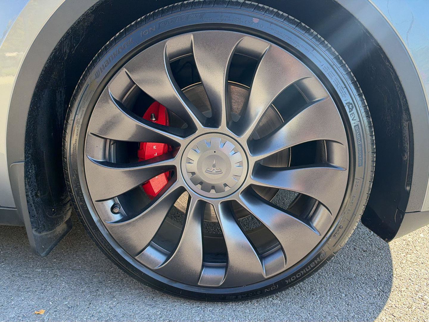 Used 2025 Tesla Model Y Performance AWD/4WD image 10