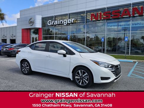 New 2025 Nissan Versa SV w/ Trunk Package image 1