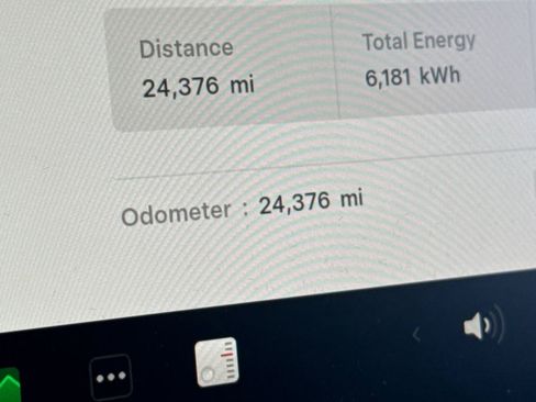 Used 2023 Tesla Model 3 Standard Range image 23