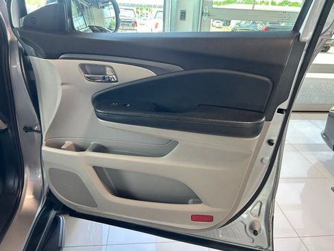 Used 2021 Honda Pilot Special Edition image 23