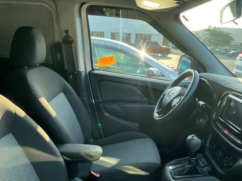 Used 2018 RAM ProMaster City Tradesman FWD image 4