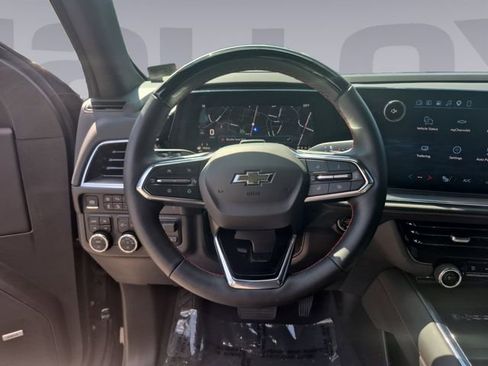 Certified 2025 Chevrolet Suburban RST w/ Advanced Technology Package AWD/4WD image 13