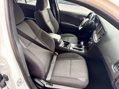 Used 2020 Dodge Charger SXT w/ Blacktop Package image 16