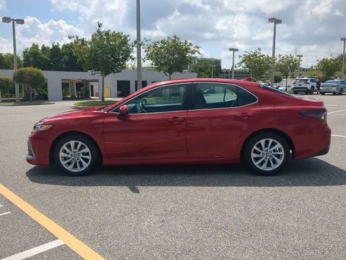 Certified 2023 Toyota Camry LE FWD image 7