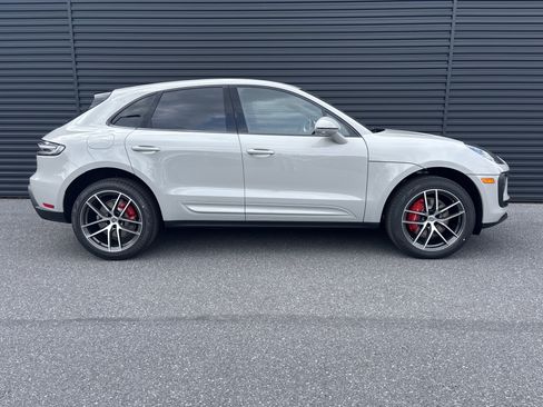 New 2026 Porsche Macan S AWD/4WD image 6