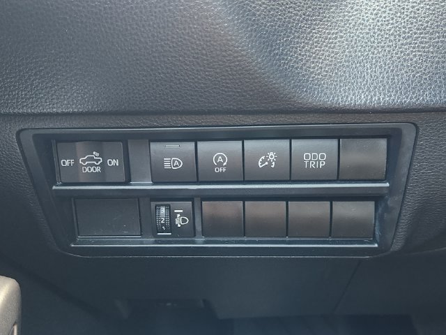 Used 2022 Toyota Tundra SR5 AWD/4WD image 24