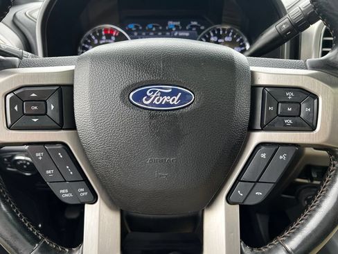 Used 2020 Ford F350 Platinum AWD/4WD image 37