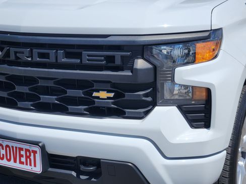Used 2022 Chevrolet Silverado 1500 Custom AWD/4WD image 8