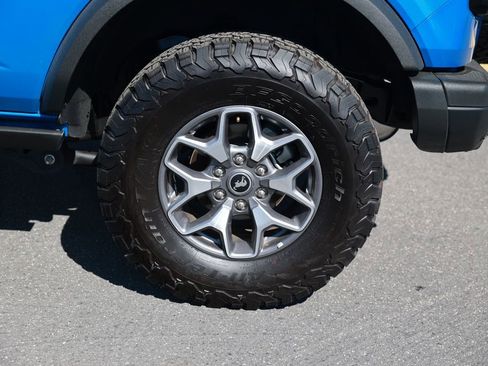 Used 2025 Ford Bronco Badlands image 10